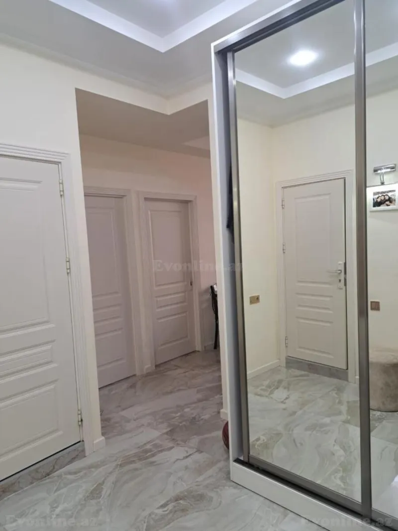 Satılır 2 otaqlı Mənzil Yeni tikili 70 m² Nəsimi r. - şəkil 9