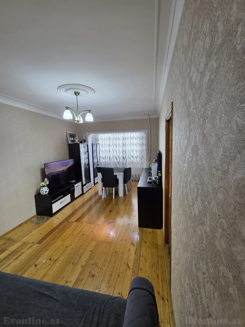 2 otaqlı Mənzil 60 m² Neftçilər m. Satılır