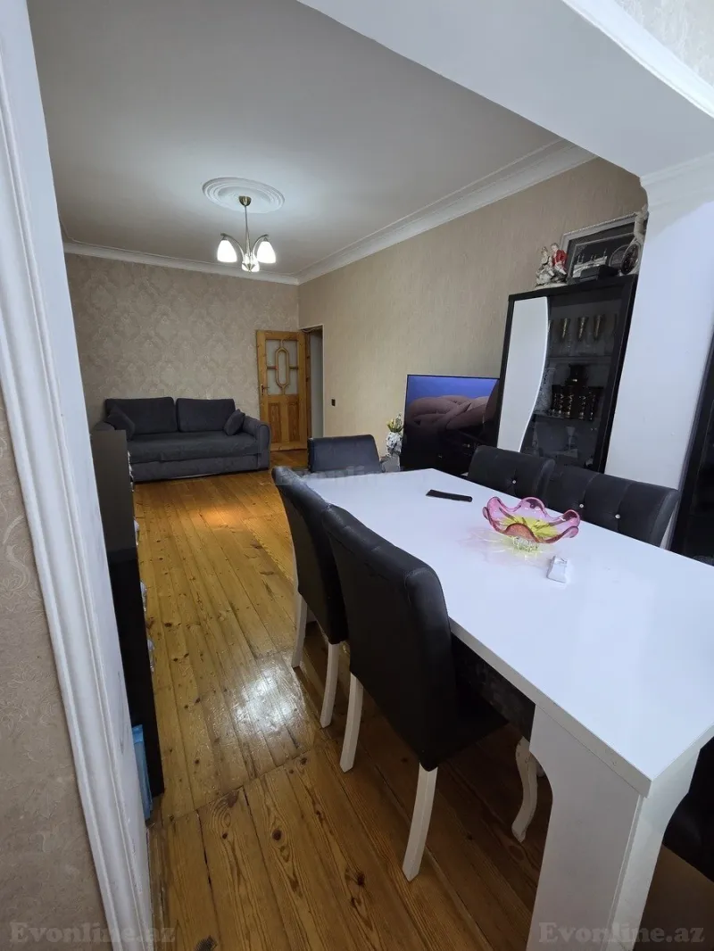 Satılır 2 otaqlı Mənzil Köhnə tikili 60 m² Neftçilər m. - şəkil 7