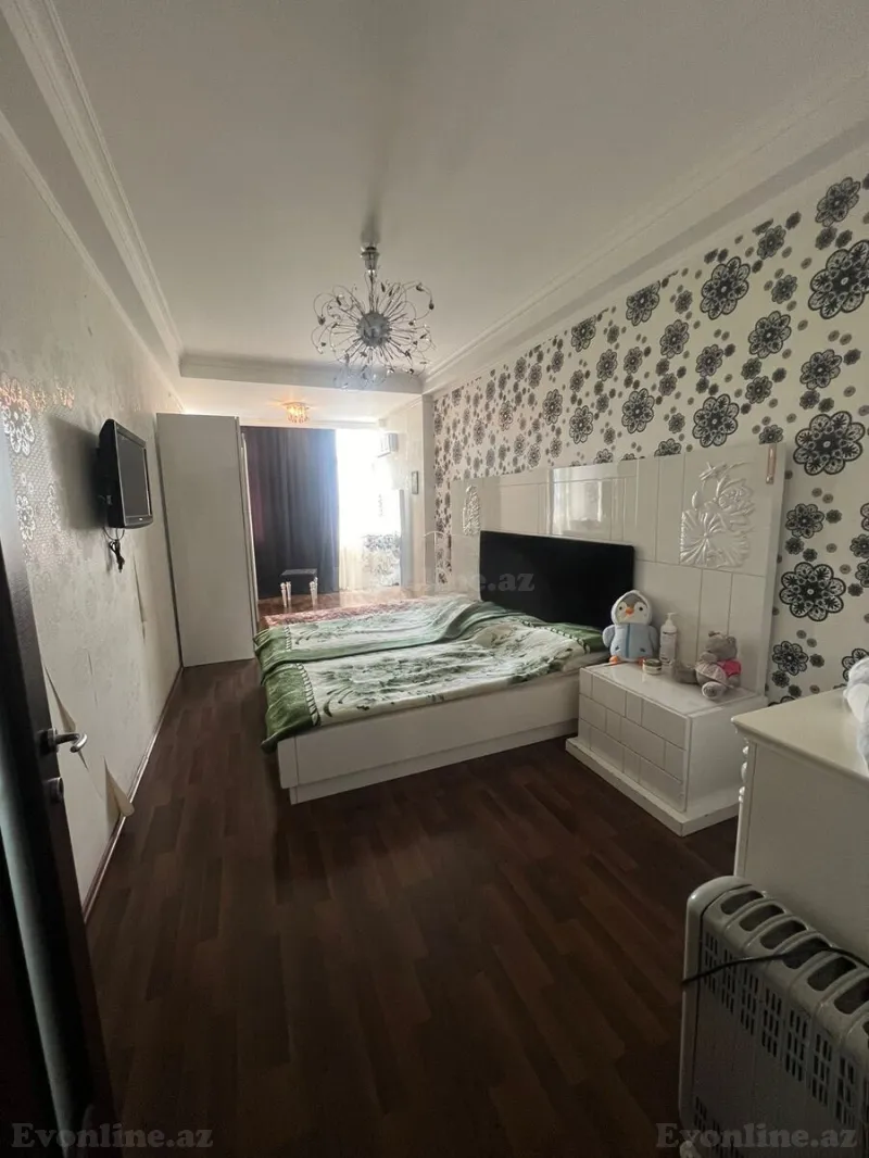 Satılır 4 otaqlı Mənzil Yeni tikili 180 m² Xətai r. - şəkil 14
