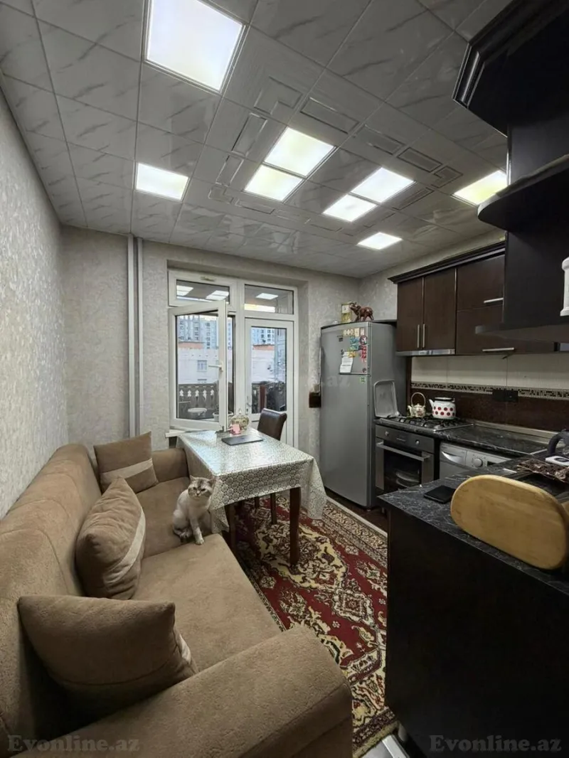 3 otaqlı Mənzil 80 m² Əhmədli m. Satılır
