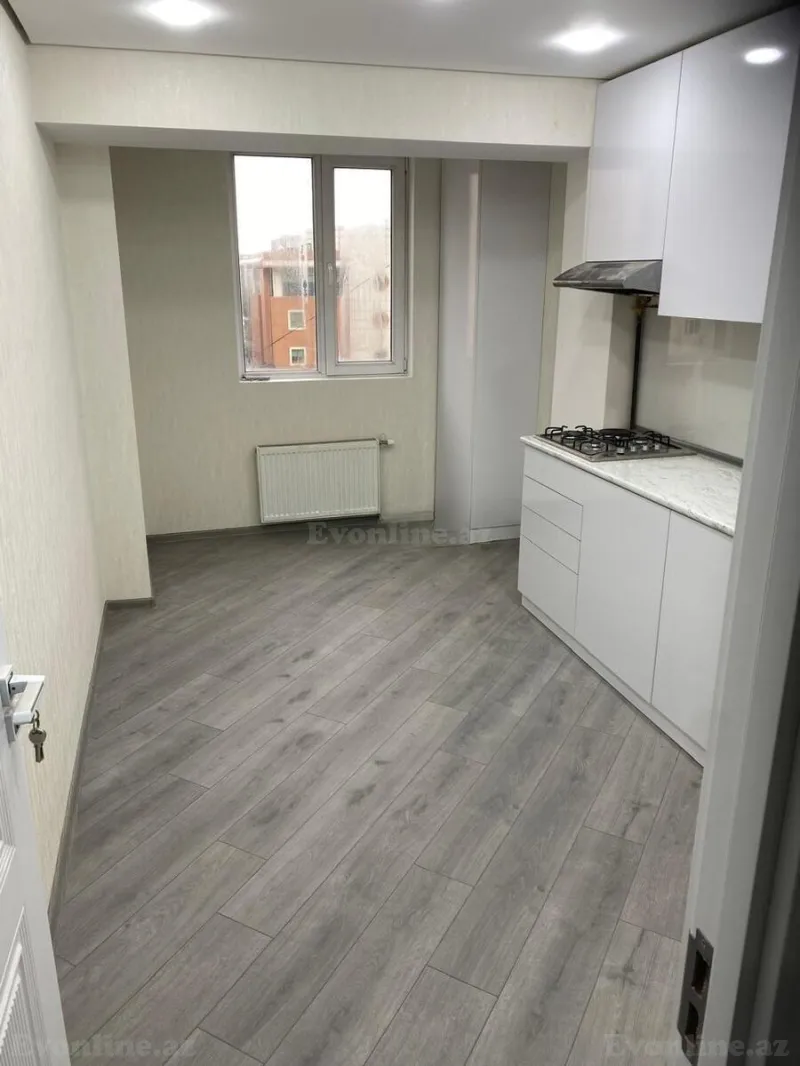 Satılır 2 otaqlı Mənzil Köhnə tikili 65 m² Gənclik m. - şəkil 4