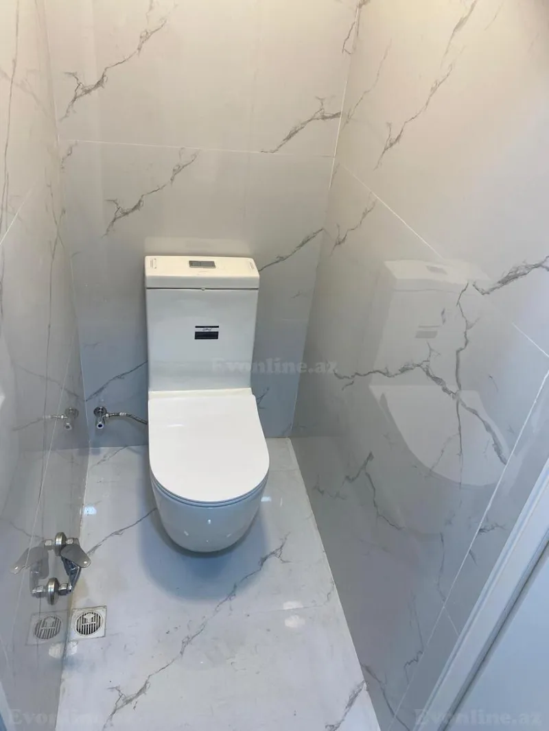 Satılır 2 otaqlı Mənzil Köhnə tikili 65 m² Gənclik m. - şəkil 7