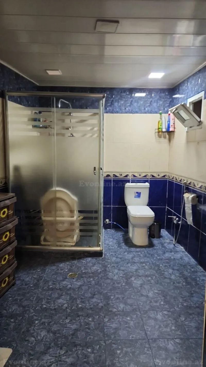 Satılır 6 otaqlı Həyət evi 200 m² Azadlıq prospekti m. - şəkil 5