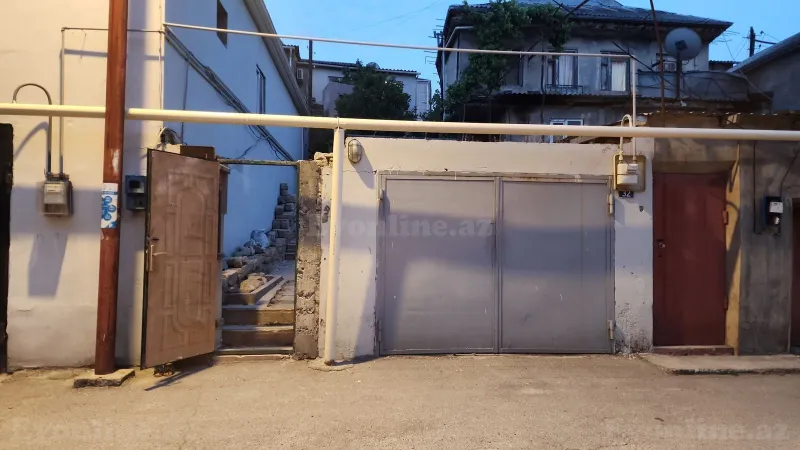 Satılır 6 otaqlı Həyət evi 200 m² Azadlıq prospekti m. - şəkil 12