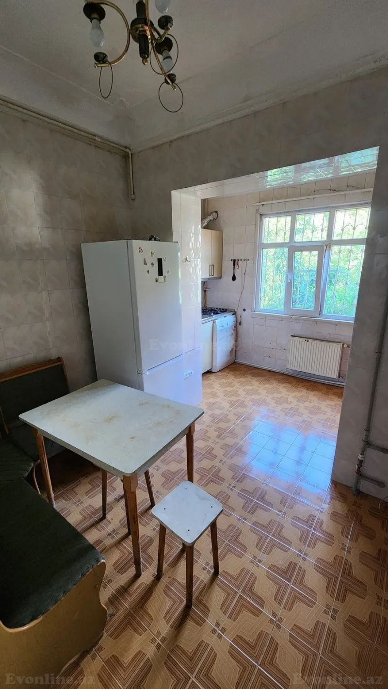 Kirayə verilir 2 otaqlı Mənzil Köhnə tikili 60 m² Gənclik m. - şəkil 5