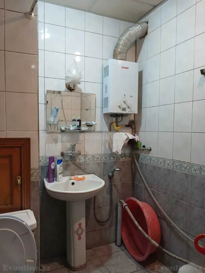 Satılır 2 otaqlı Mənzil Köhnə tikili 50 m² Azadlıq prospekti m. - şəkil 10