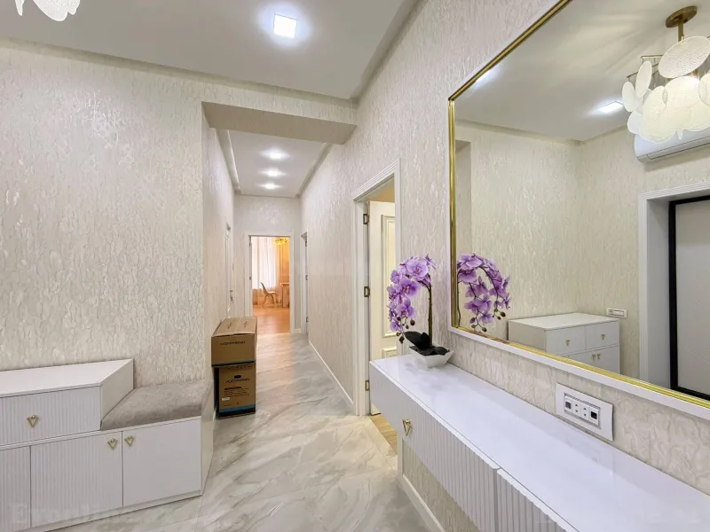 Kirayə verilir 3 otaqlı Mənzil Yeni tikili 120 m² Nəriman Nərimanov m. - şəkil 2