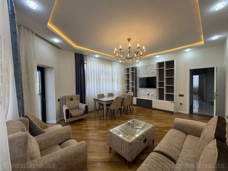 3 otaqlı Mənzil 136 m² Xətai r. Satılır