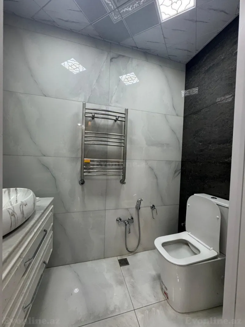Satılır 3 otaqlı Mənzil Yeni tikili 136 m² Xətai r. - şəkil 15