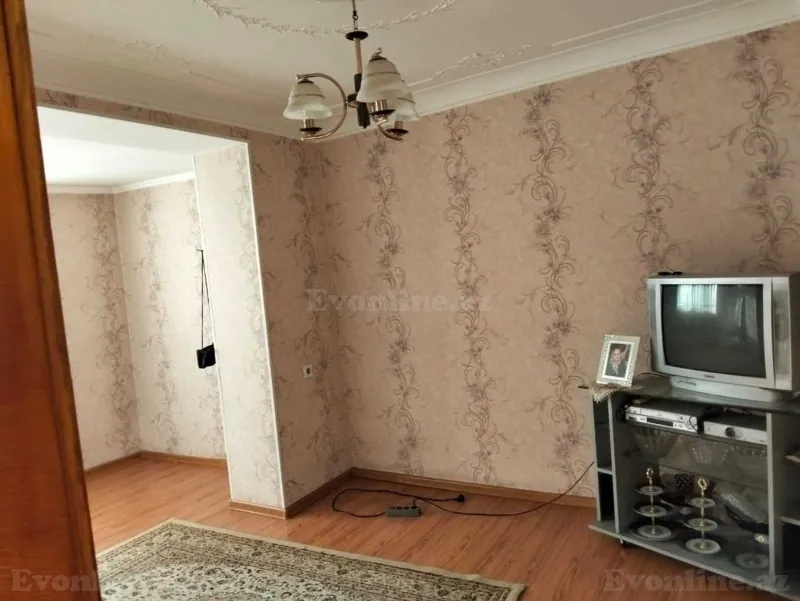 Kirayə verilir 3 otaqlı Mənzil Köhnə tikili 75 m² Elmlər Akademiyası m. - şəkil 2