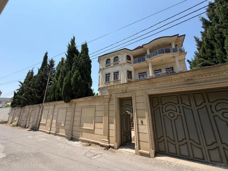7 otaqlı Həyət evi 450 m² Azadlıq prospekti m. Kirayə verilir