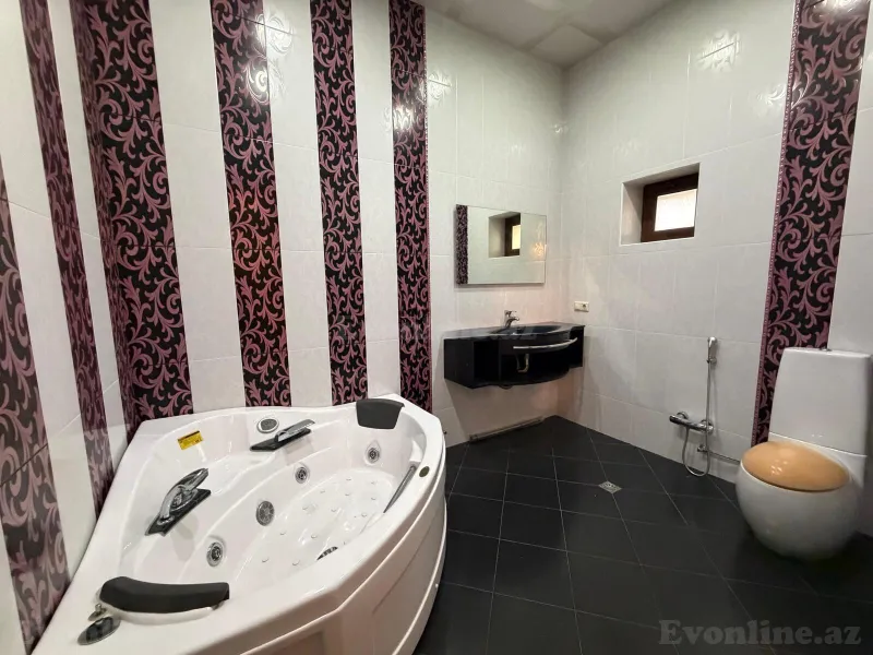 Kirayə verilir 7 otaqlı Həyət evi 450 m² Azadlıq prospekti m. - şəkil 13