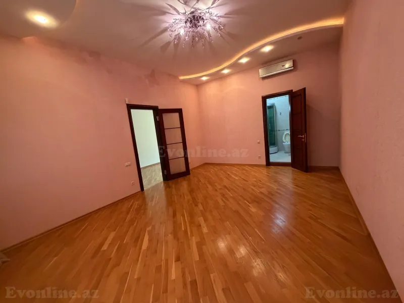 Kirayə verilir 7 otaqlı Həyət evi 450 m² Azadlıq prospekti m. - şəkil 17