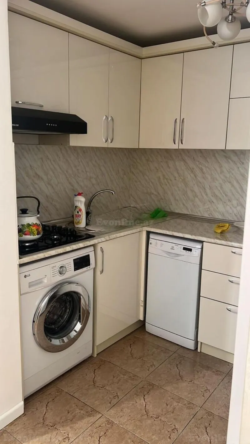 Satılır 2 otaqlı Mənzil Köhnə tikili 55 m² Elmlər Akademiyası m. - şəkil 10
