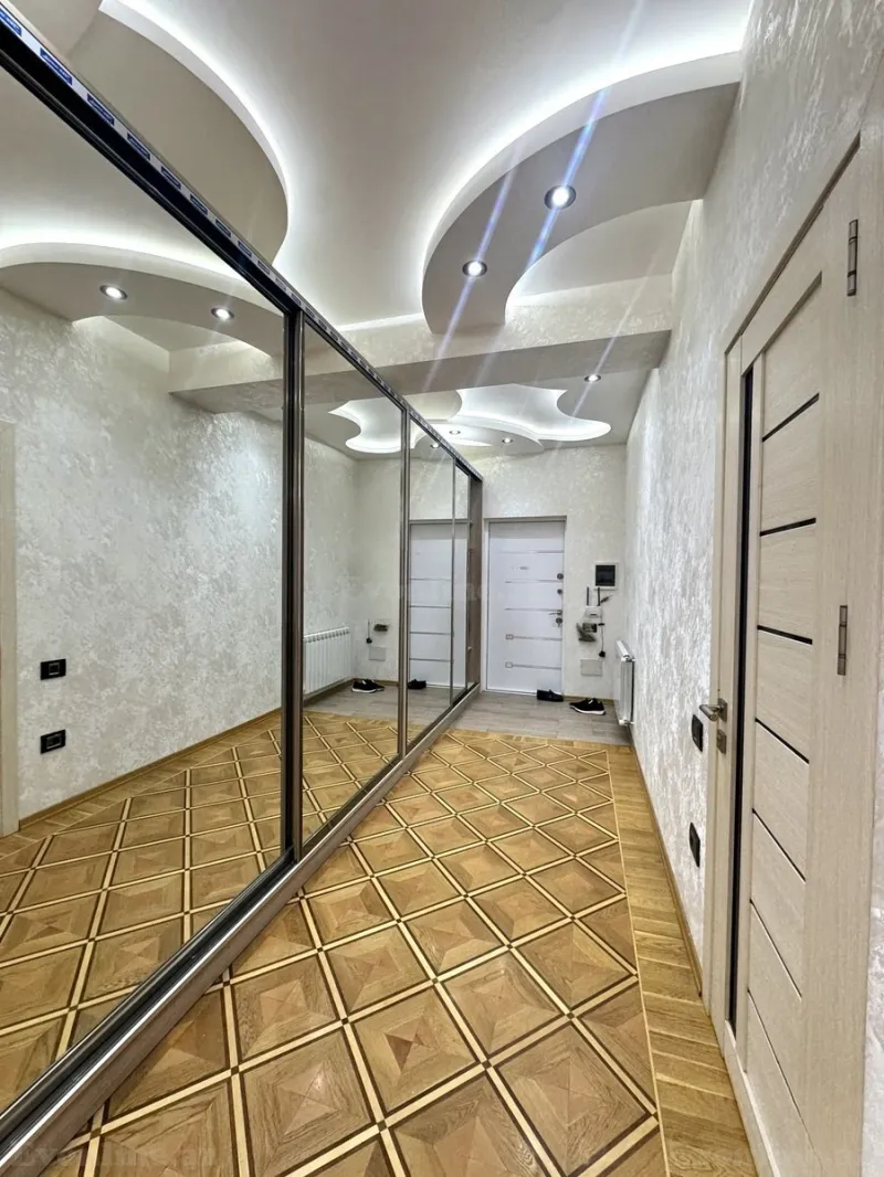 Kirayə verilir 3 otaqlı Mənzil Yeni tikili 110 m² Həzi Aslanov m. - şəkil 8