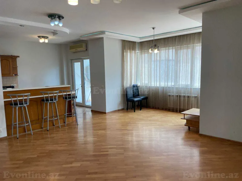 Kirayə verilir 3 otaqlı Mənzil Yeni tikili 130 m² Xətai r. - şəkil 3