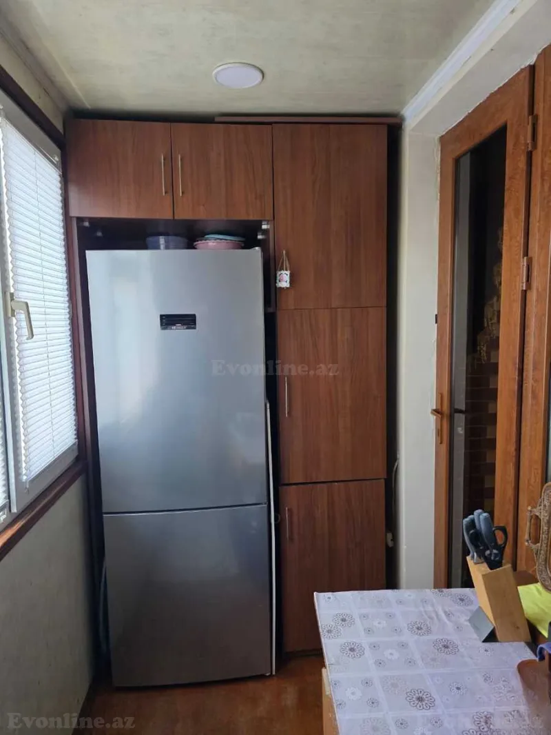Satılır 3 otaqlı Mənzil Köhnə tikili 60 m² 20 Yanvar m. - şəkil 9