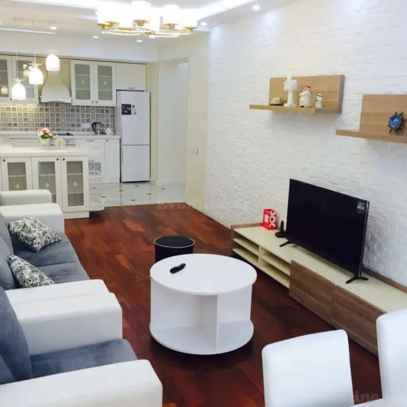 Kirayə verilir 3 otaqlı Mənzil Yeni tikili 120 m² Xətai r. - şəkil 3
