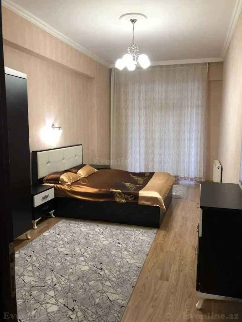 3 otaqlı Mənzil 152 m² Nəriman Nərimanov m. Kirayə verilir