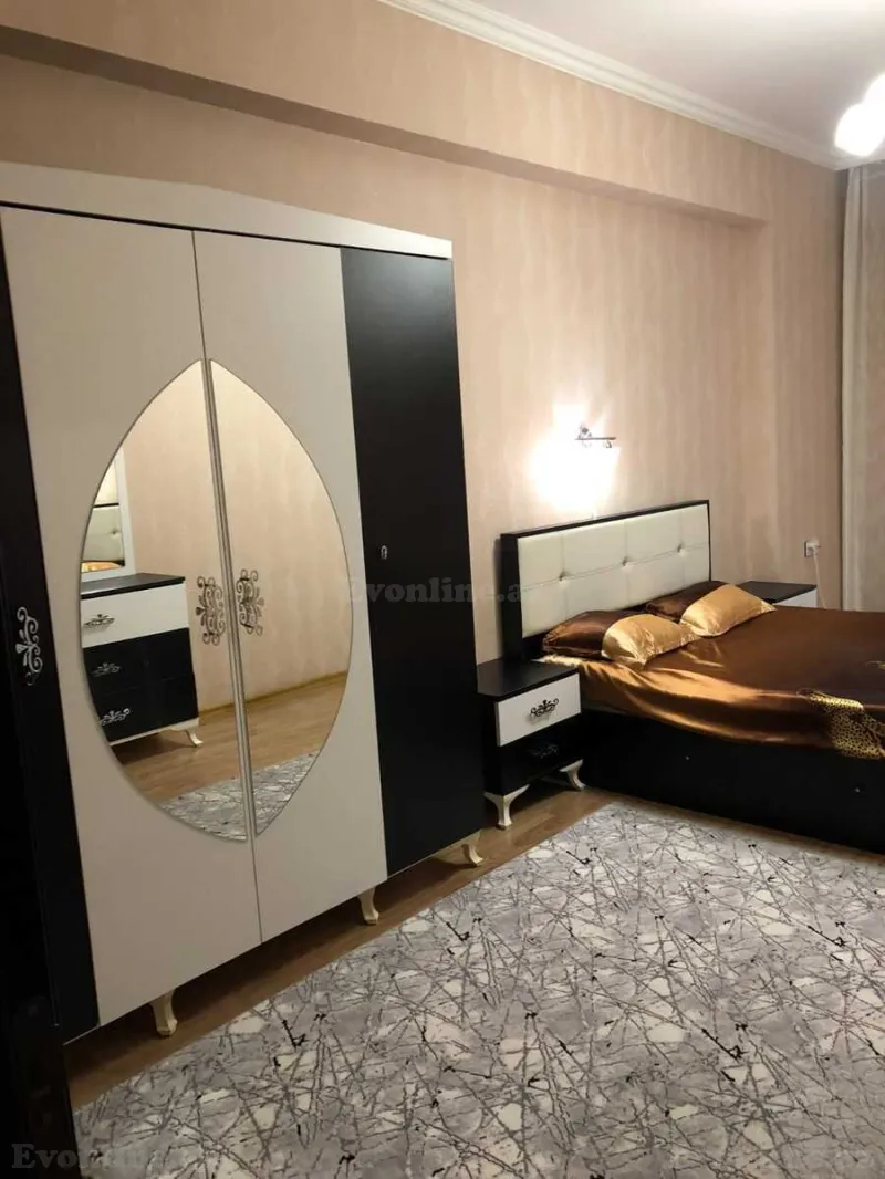 Kirayə verilir 3 otaqlı Mənzil Köhnə tikili 152 m² Nəriman Nərimanov m. - şəkil 4