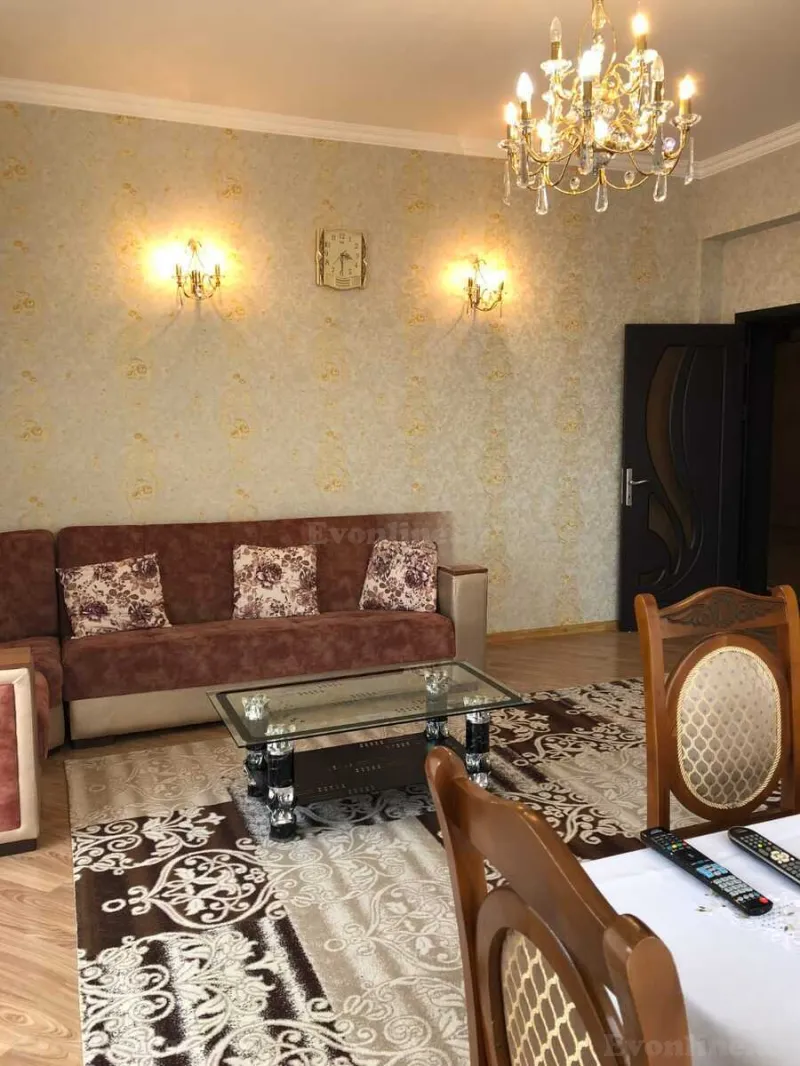 Kirayə verilir 3 otaqlı Mənzil Köhnə tikili 152 m² Nəriman Nərimanov m. - şəkil 9