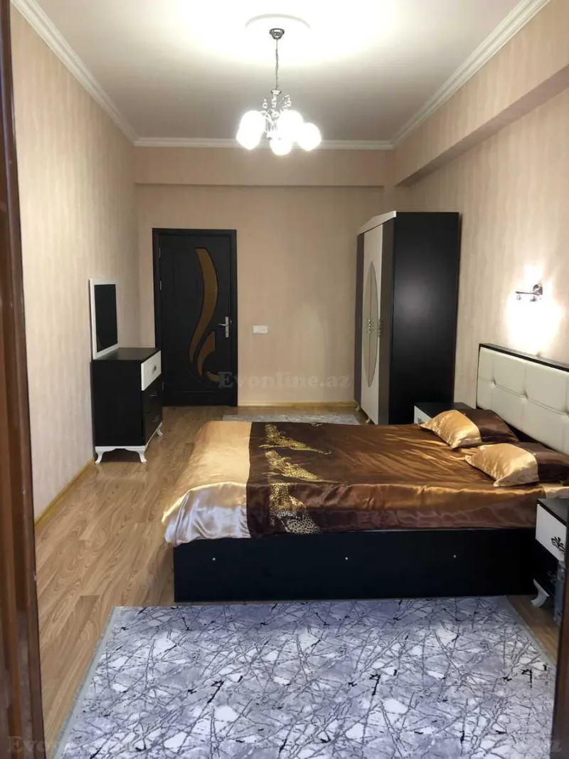 Kirayə verilir 3 otaqlı Mənzil Köhnə tikili 152 m² Nəriman Nərimanov m. - şəkil 10