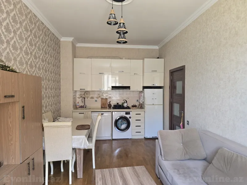 2 otaqlı Mənzil 41 m² Avtovağzal m. Satılır