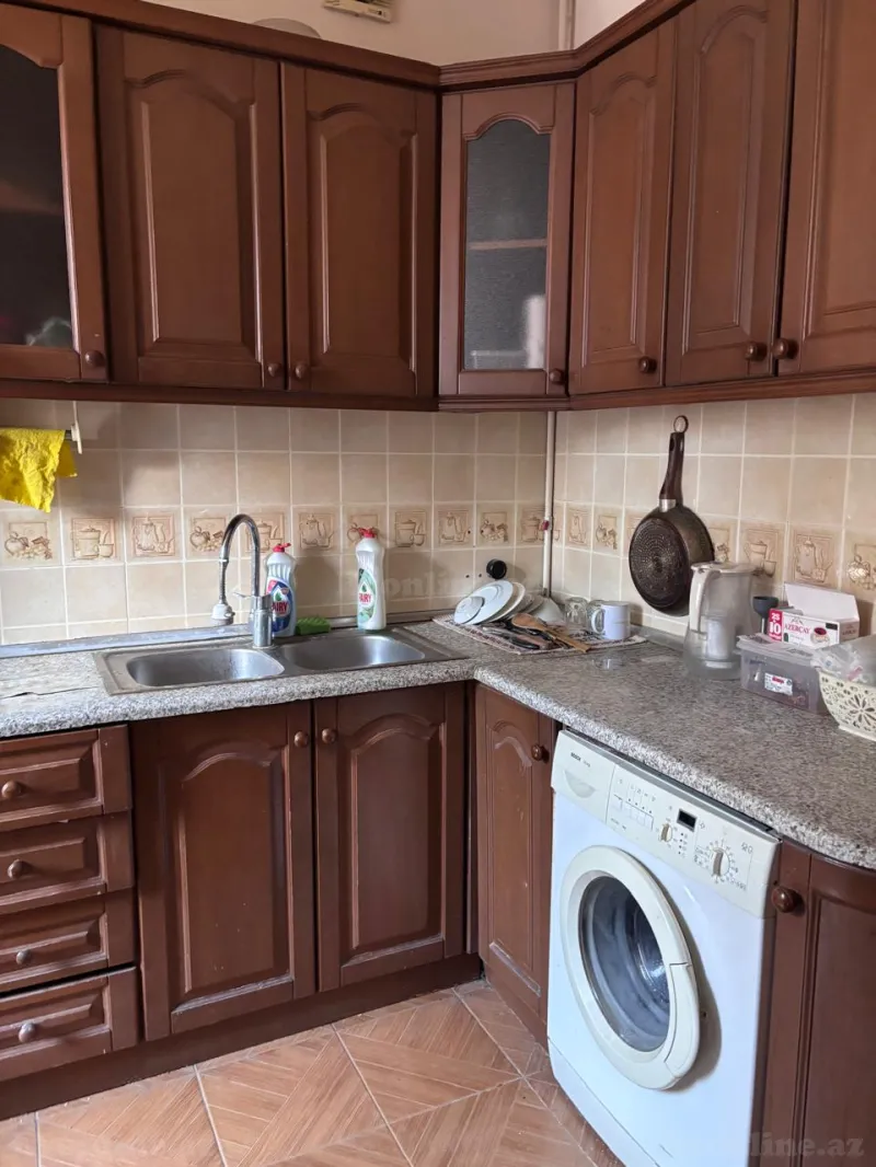 Kirayə verilir 3 otaqlı Mənzil Köhnə tikili 90 m² 28 May m. - şəkil 3