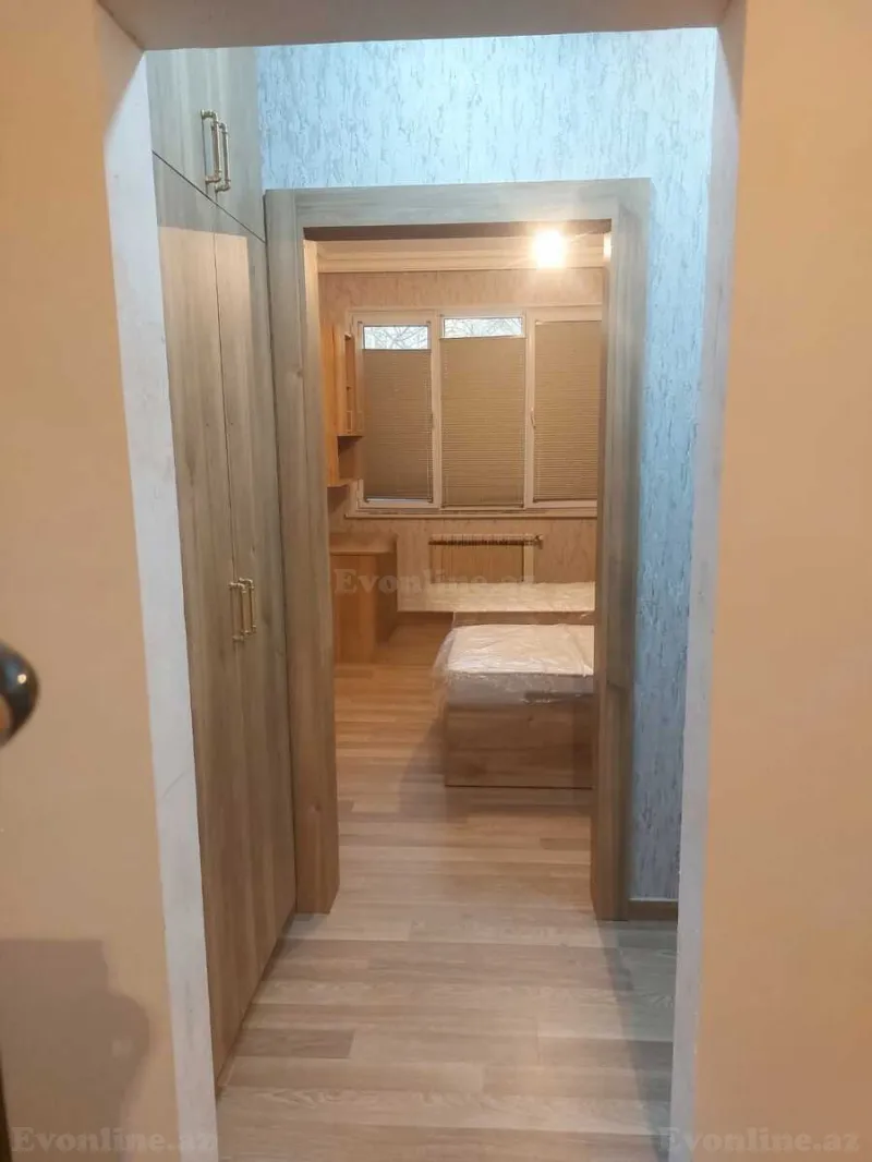 Satılır 2 otaqlı Mənzil Köhnə tikili 44 m² Nəsimi r. - şəkil 2