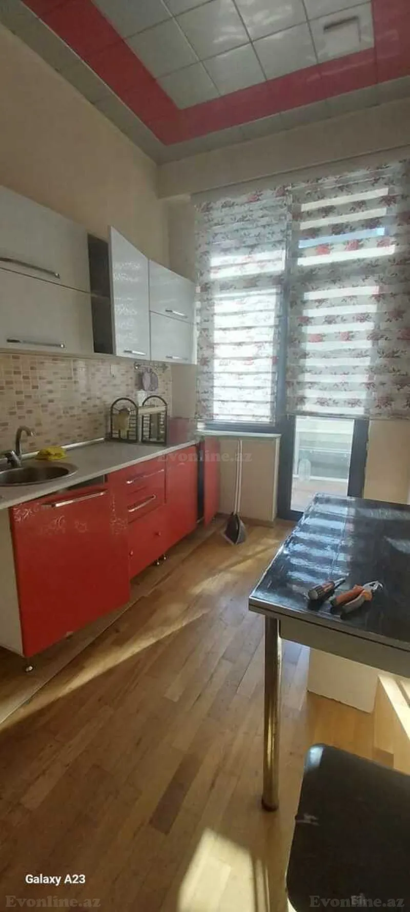 Satılır 3 otaqlı Mənzil Yeni tikili 110 m² İnşaatçılar m. - şəkil 6