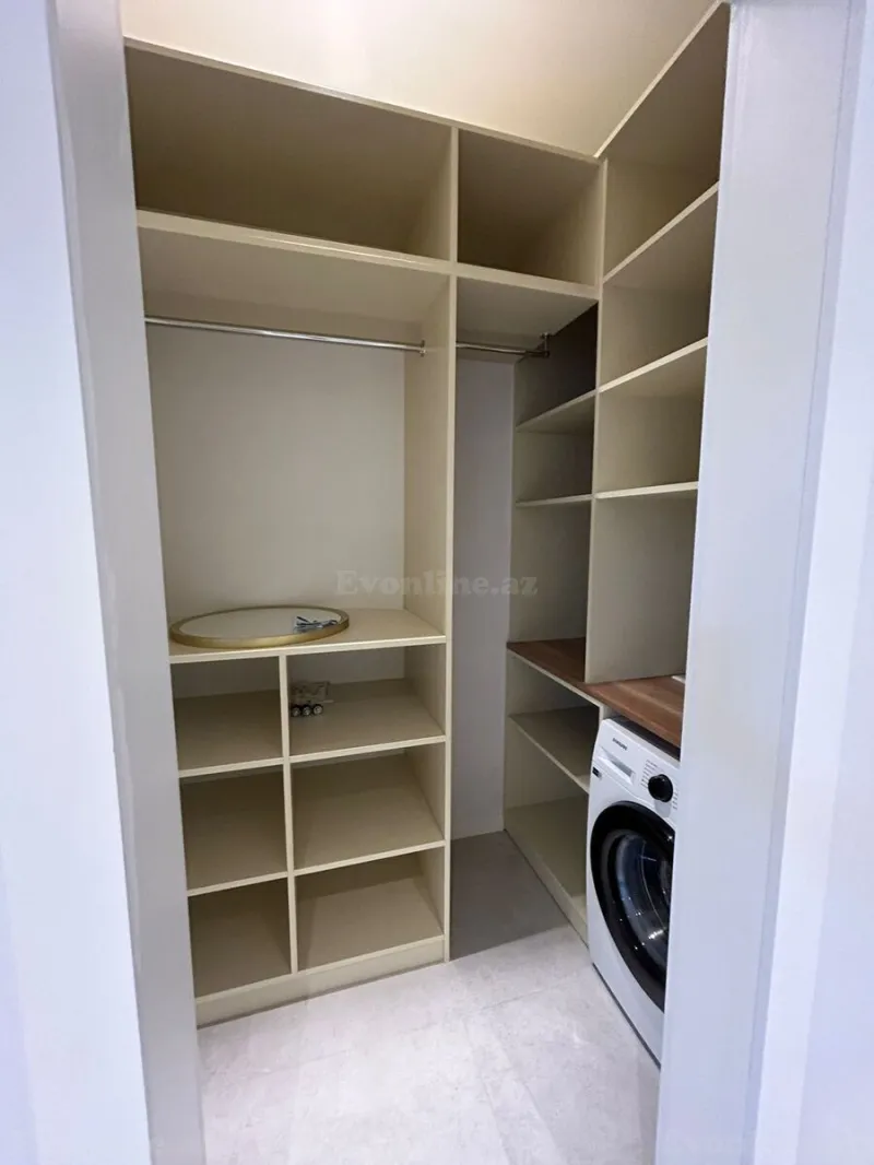 Satılır 3 otaqlı Mənzil Yeni tikili 150 m² Səbail r. - şəkil 15