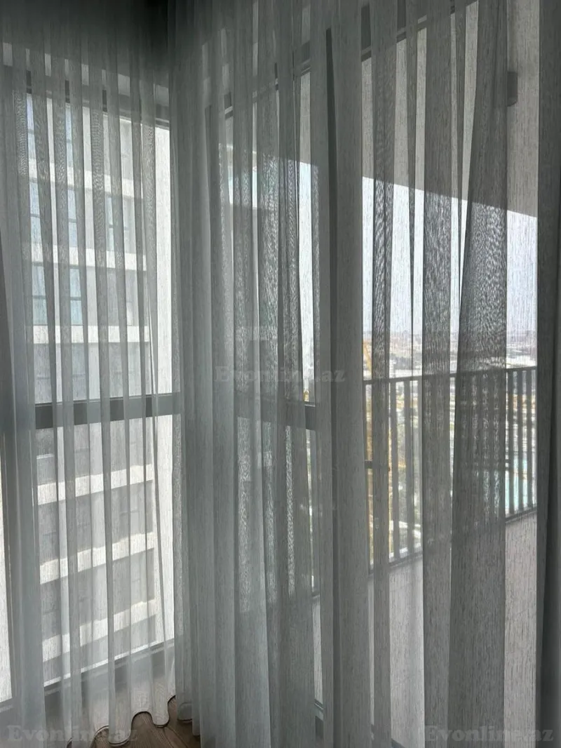 Satılır 3 otaqlı Mənzil Yeni tikili 150 m² Səbail r. - şəkil 16