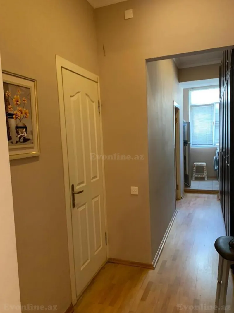 Kirayə verilir 2 otaqlı Mənzil Köhnə tikili 50 m² Səbail r. - şəkil 5