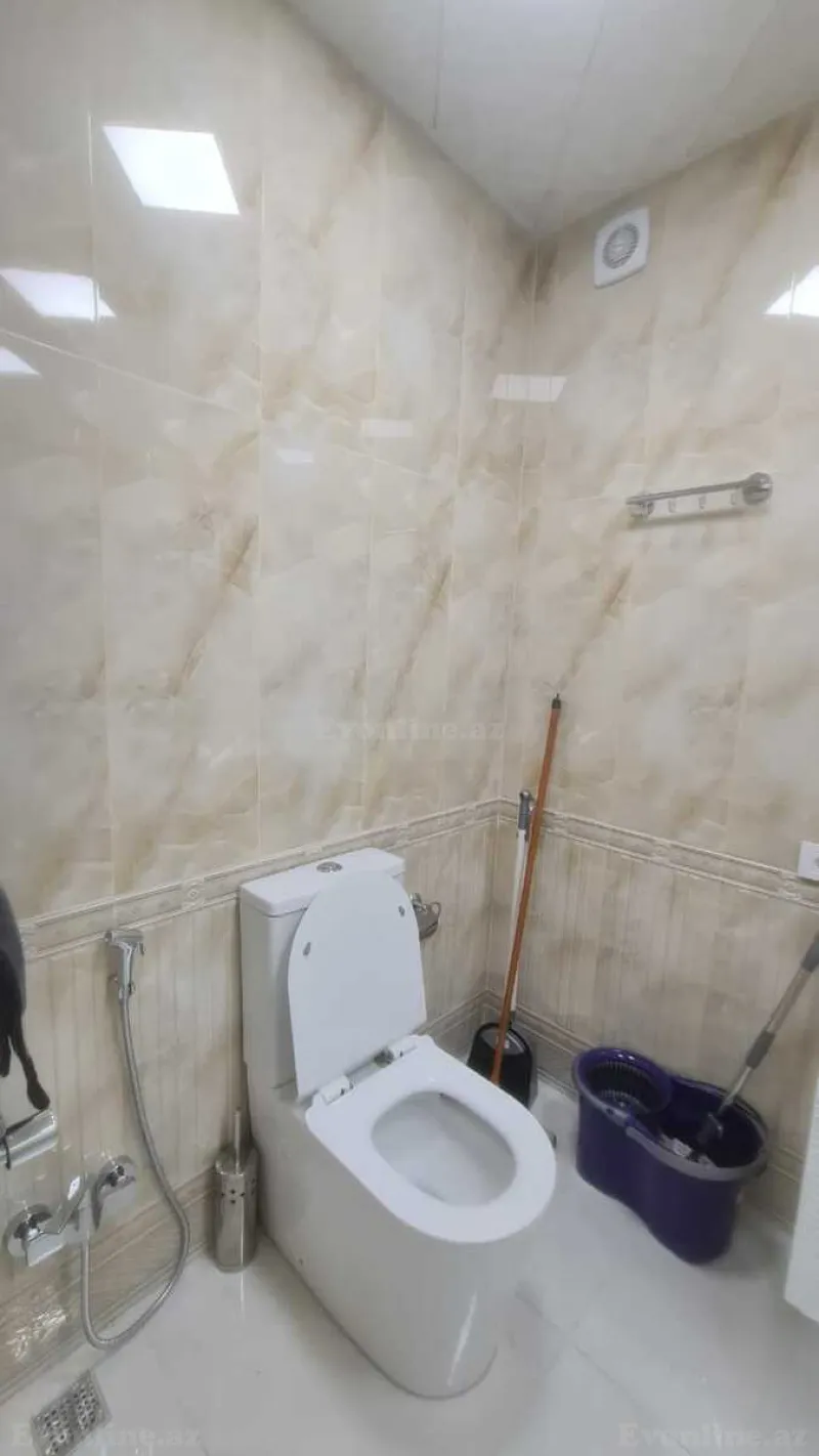 Satılır 2 otaqlı Mənzil Köhnə tikili 70 m² Nəsimi r. - şəkil 10