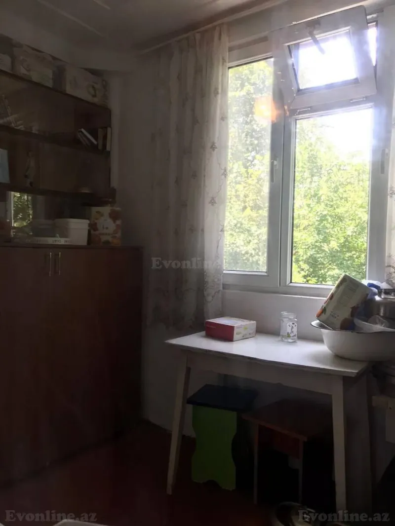 Satılır 3 otaqlı Mənzil Köhnə tikili 70 m² Nərimanov r. - şəkil 4