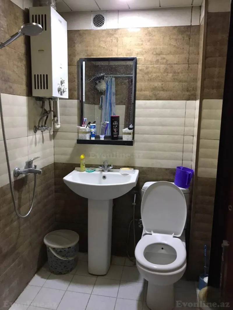 Satılır 3 otaqlı Mənzil Köhnə tikili 70 m² Nərimanov r. - şəkil 8
