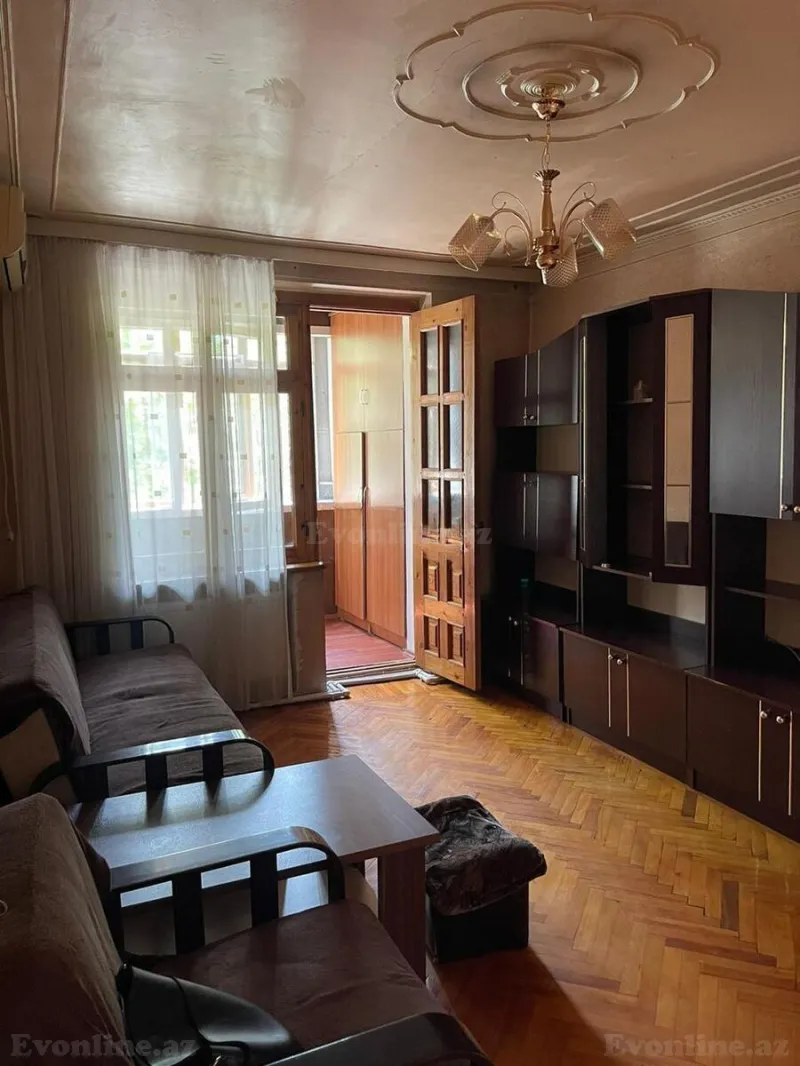 Kirayə verilir 2 otaqlı Mənzil Köhnə tikili 60 m² Nərimanov r. - şəkil 2