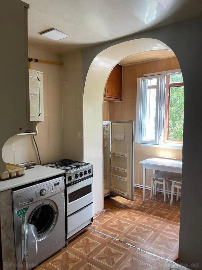 Kirayə verilir 2 otaqlı Mənzil Köhnə tikili 60 m² Nərimanov r. - şəkil 4