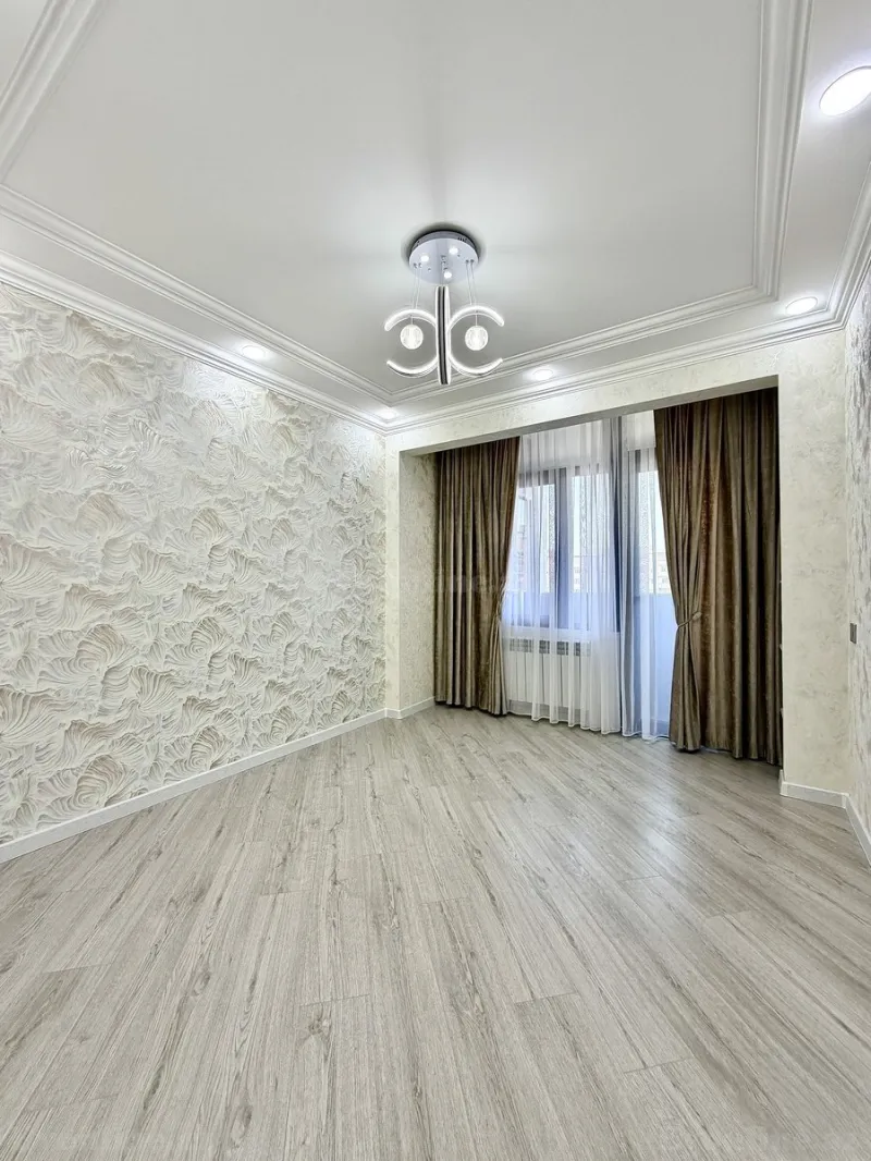 Satılır 3 otaqlı Mənzil Köhnə tikili 85 m² Xalqlar Dostluğu m. - şəkil 3