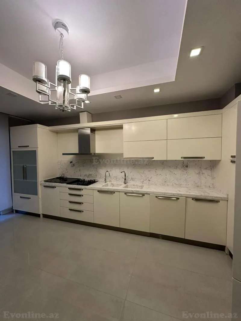 Kirayə verilir 5 otaqlı Mənzil Yeni tikili 300 m² Nərimanov r. - şəkil 2