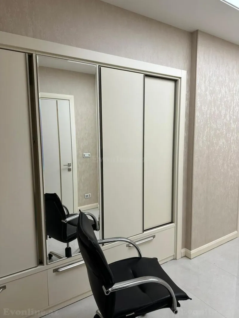Kirayə verilir 5 otaqlı Mənzil Yeni tikili 300 m² Nərimanov r. - şəkil 12