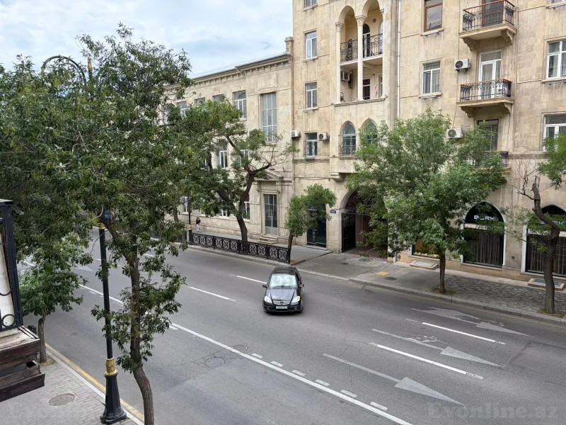 Satılır 1 otaqlı Mənzil Köhnə tikili 40 m² 28 May m. - şəkil 24