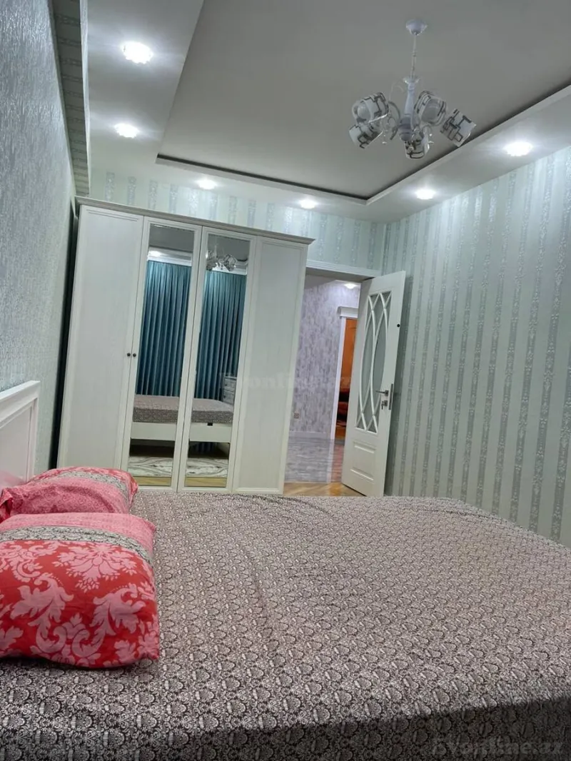 Kirayə verilir 3 otaqlı Mənzil Yeni tikili 140 m² İnşaatçılar m. - şəkil 10