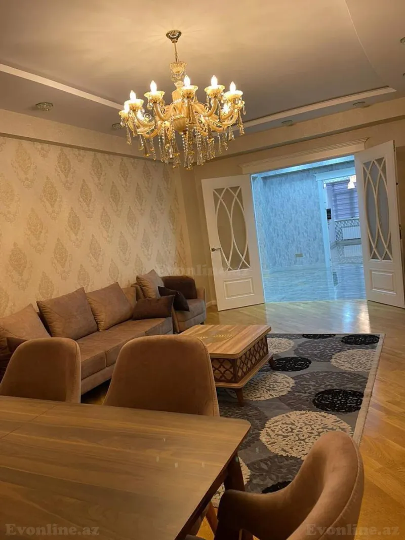 Kirayə verilir 3 otaqlı Mənzil Yeni tikili 140 m² İnşaatçılar m. - şəkil 11