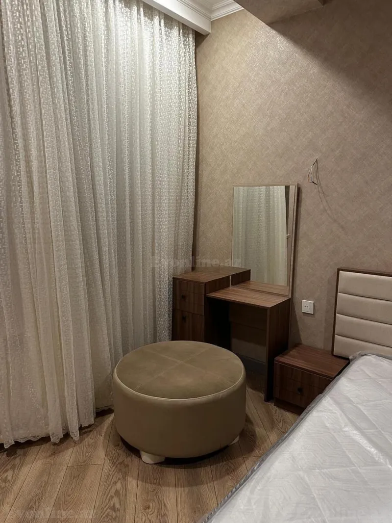 Kirayə verilir 3 otaqlı Mənzil Yeni tikili 90 m² Dərnəgül m. - şəkil 2