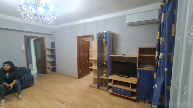 Satılır 3 otaqlı Mənzil Köhnə tikili 72 m² 28 May m. - şəkil 3