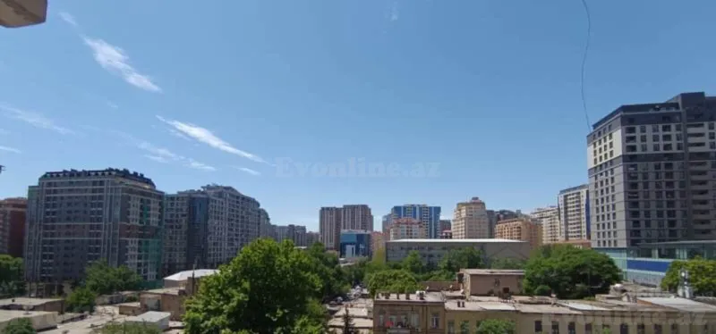 Satılır 3 otaqlı Mənzil Yeni tikili 123 m² 28 May m. - şəkil 2