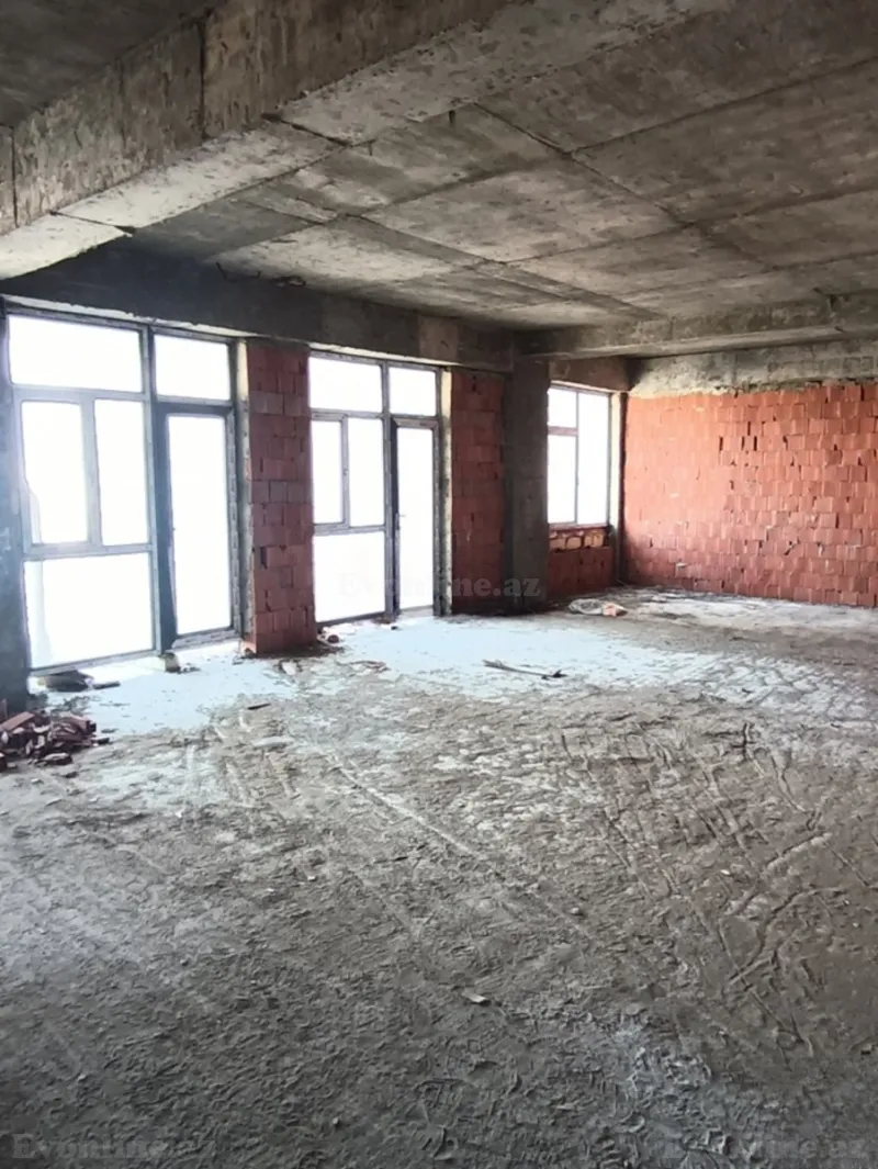 Satılır 3 otaqlı Mənzil Yeni tikili 123 m² 28 May m. - şəkil 3