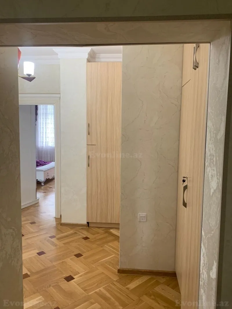 Kirayə verilir 3 otaqlı Mənzil Yeni tikili 135 m² İnşaatçılar m. - şəkil 18